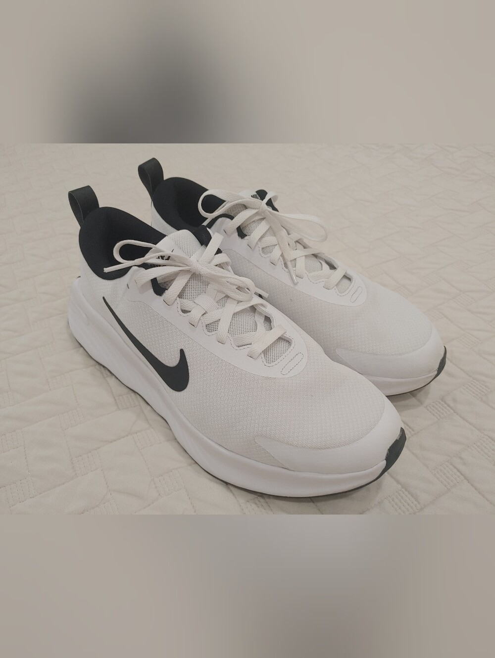 Nike Promina Men’s Size 13 White, Like New Condition